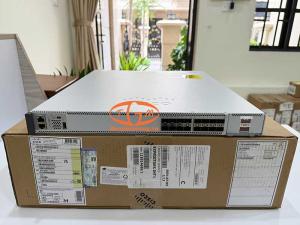 C9500-16X-2Q-A Switch Cisco Catalyst 9500 16-port 10G switch, 2 x 40GE Network Module, NW Adv. License