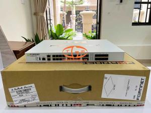 FG-201F-BDL-950-12 FortiGate-201F Hardware plus 1 Year 24x7 FortiCare and FortiGuard Unified Threat Protection
